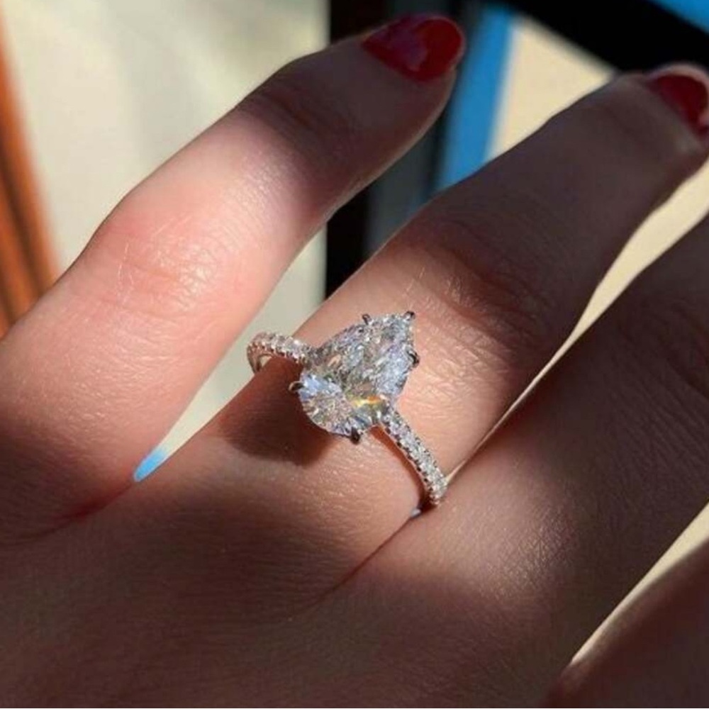 WEDDING RING - Picture 4 of 4